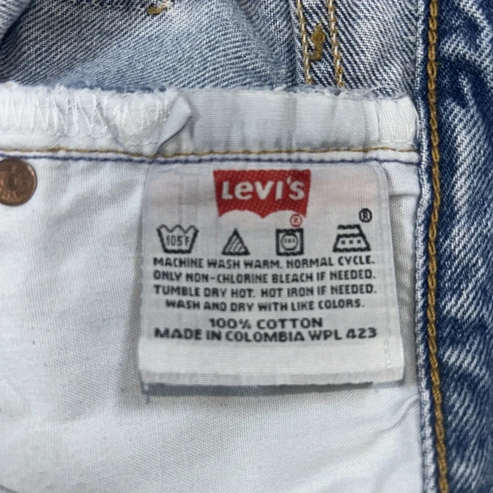 Vintage 2000 Levi's 501 Men's‎ Jeans 34x34 Button Fly Denim Y2K